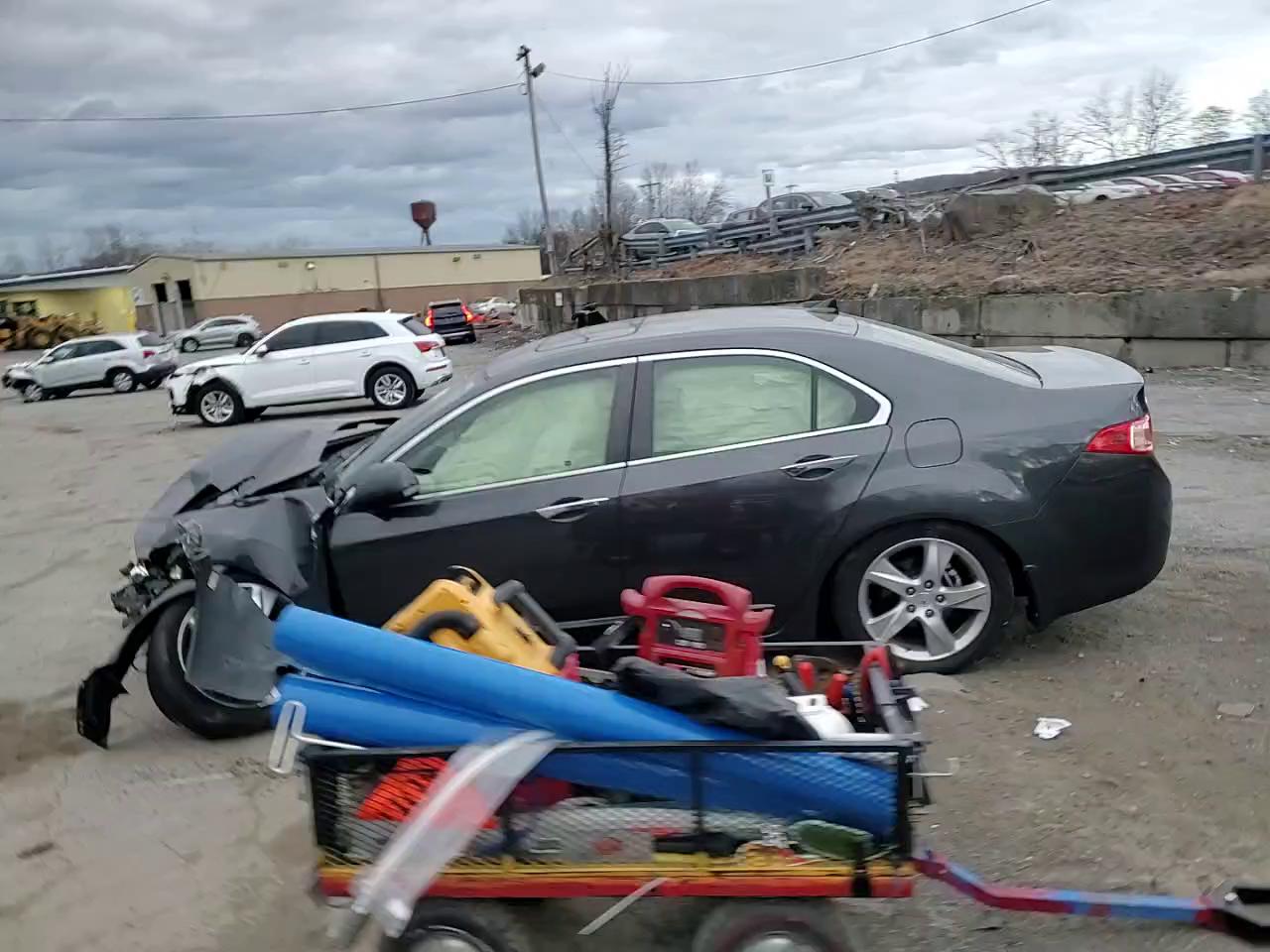 Фото: JH4CU2F65EC004753