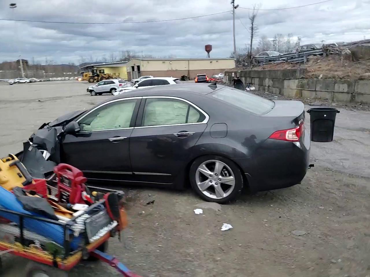 Фото: JH4CU2F65EC004753