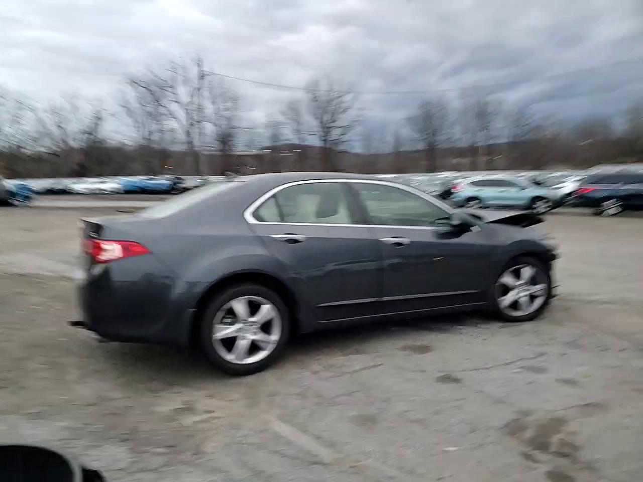 Фото: JH4CU2F65EC004753