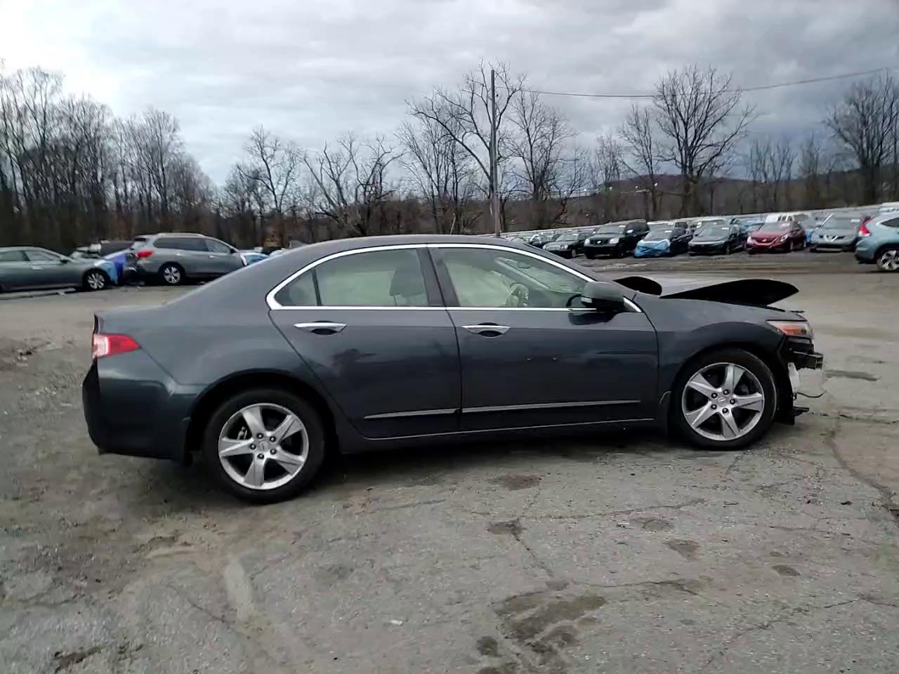 Фото: JH4CU2F65EC004753