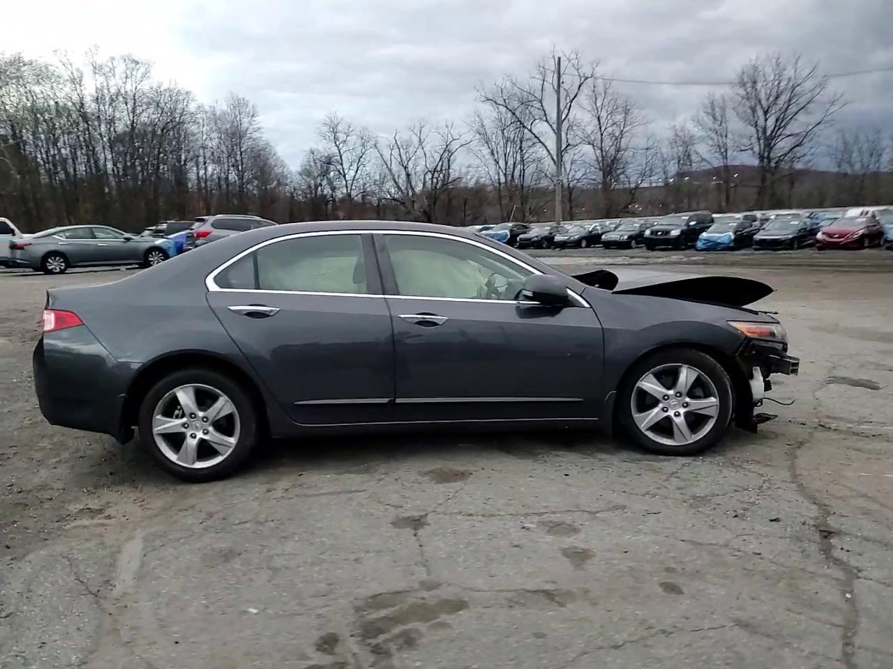 Фото: JH4CU2F65EC004753