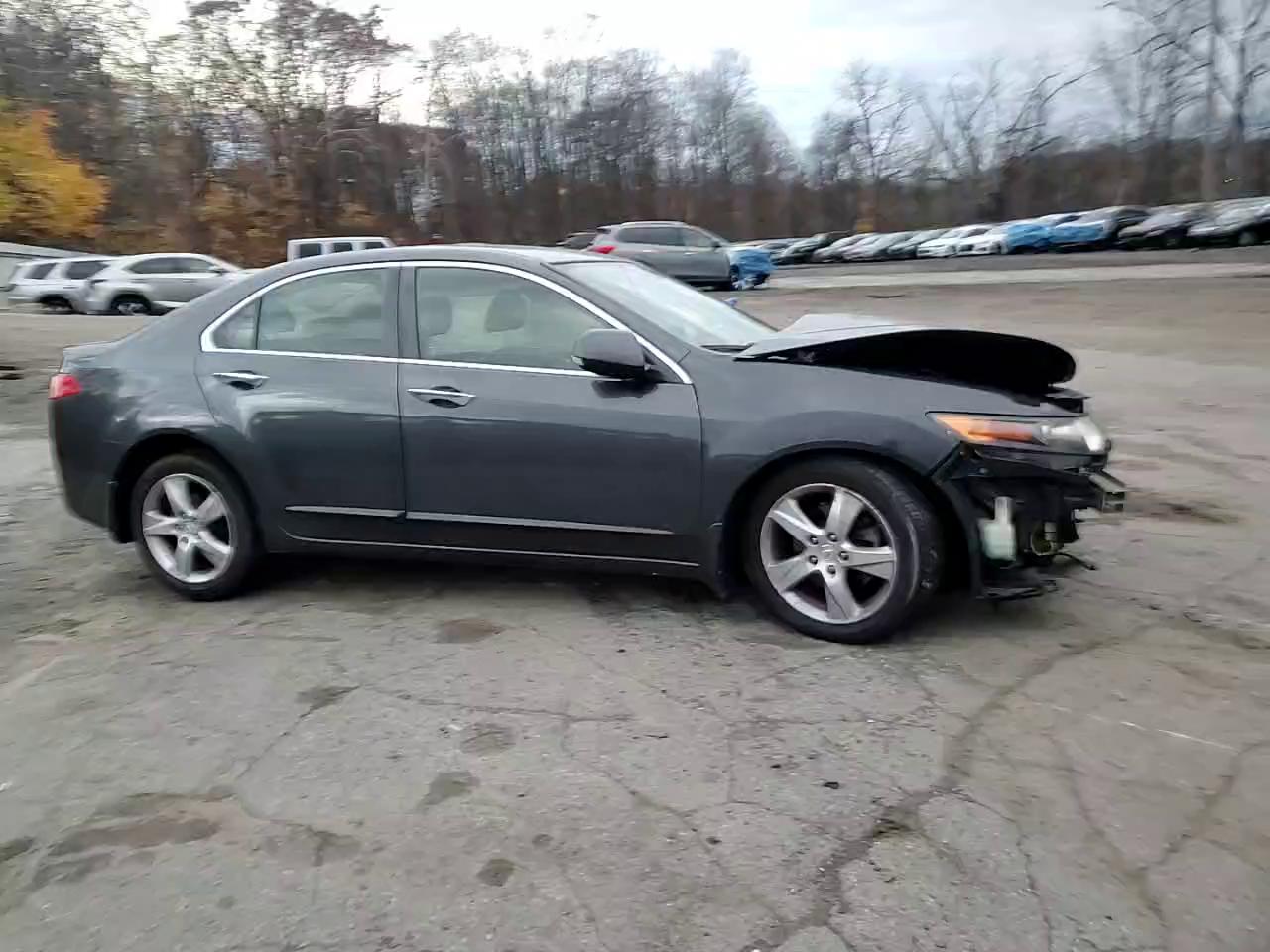 Фото: JH4CU2F65EC004753