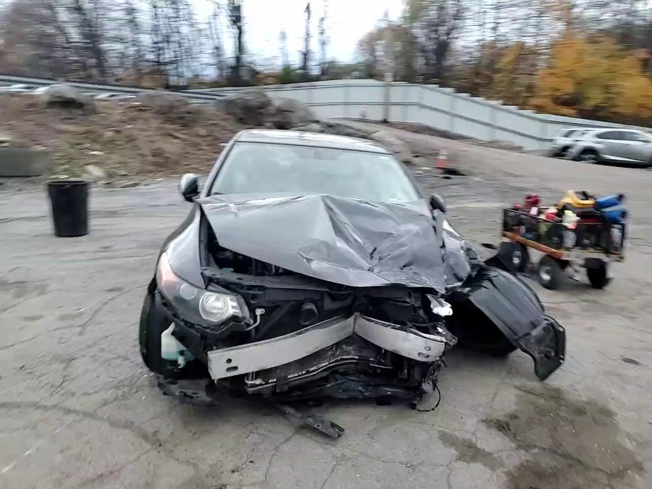 Фото: JH4CU2F65EC004753