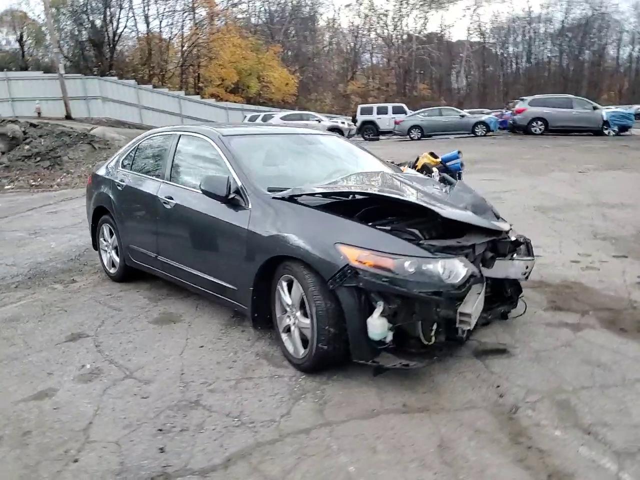 Фото: JH4CU2F65EC004753