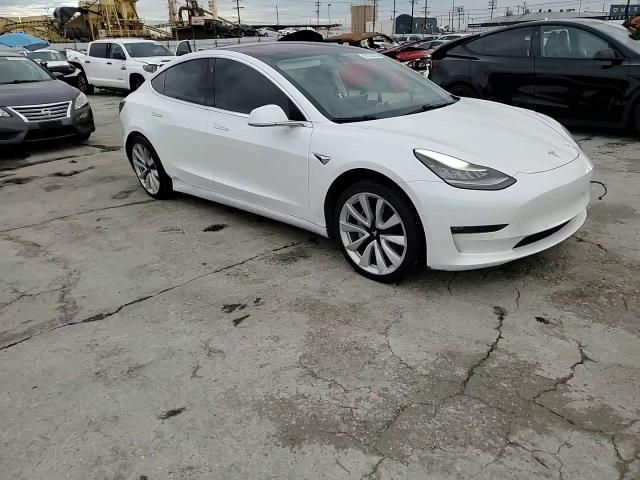 2018 Tesla Model 3 VIN: 5YJ3E1EA8JF006489 Lot: 93135455