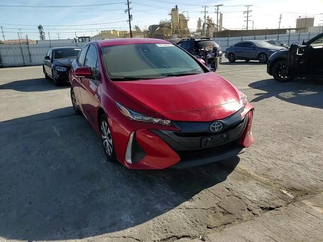 2021 Toyota Prius Prime Le VIN: JTDKAMFP0M3170638 Lot: 91134375