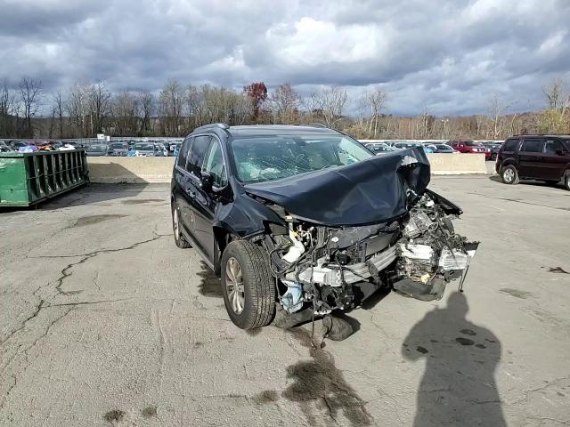 2018 Chrysler Pacifica Touring L VIN: 2C4RC1BG6JR234844 Lot: 92785865