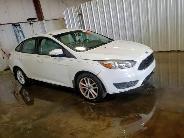 2016 Ford Focus Se VIN: 1FADP3F2XGL227525 Lot: 92873685