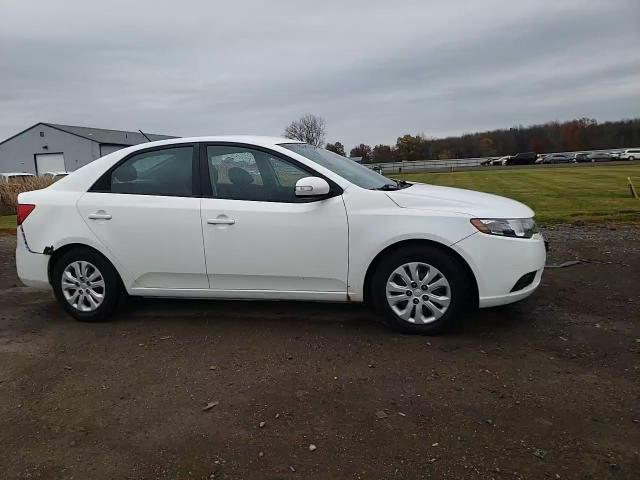 2010 Kia Forte Ex VIN: KNAFU4A27A5839800 Lot: 92096255