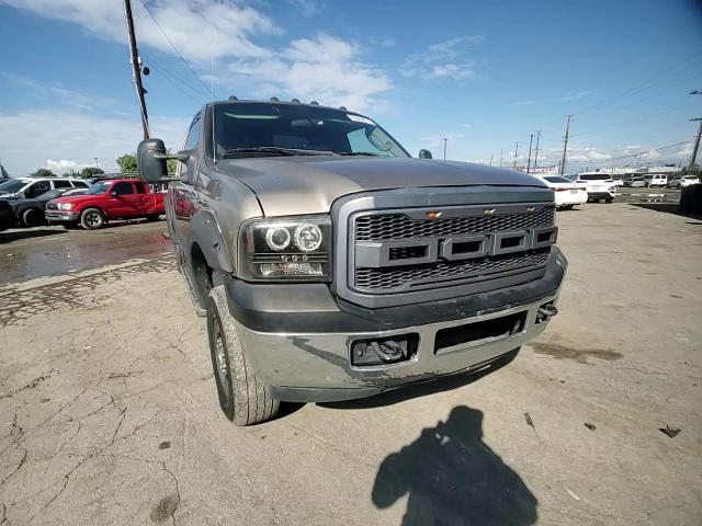 2005 Ford F350 Srw Super Duty VIN: 1FTWX31P35EC62365 Lot: 93689675