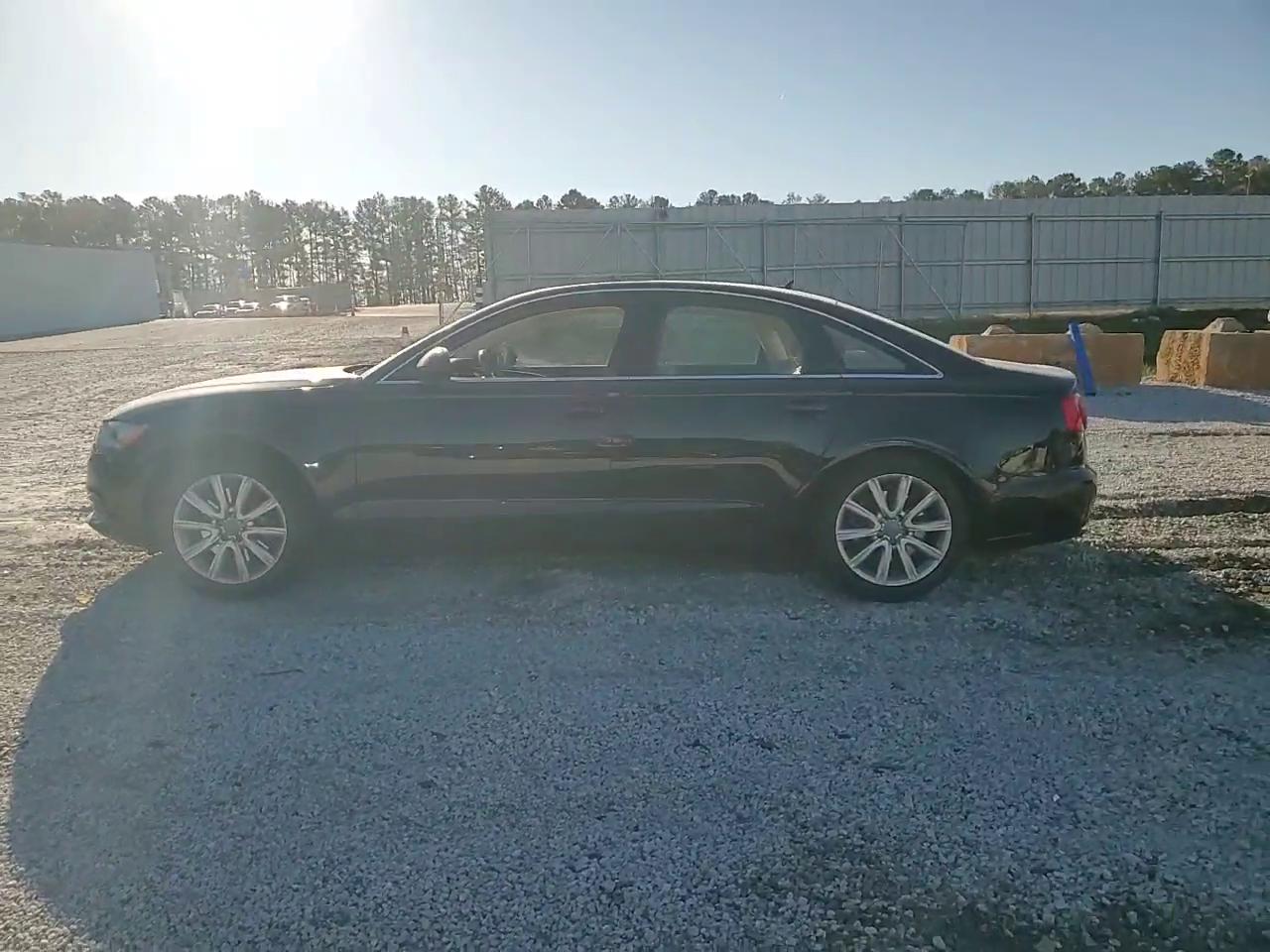 Фото: WAUCFAFC0EN118785