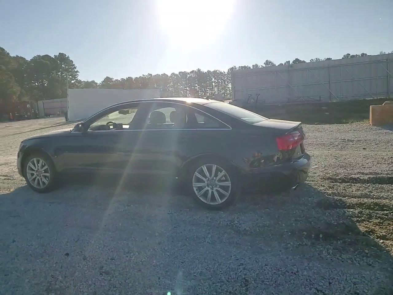 Фото: WAUCFAFC0EN118785