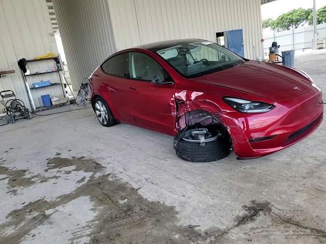 2024 Tesla Model Y VIN: 7SAYGDED4RF008993 Lot: 91461795