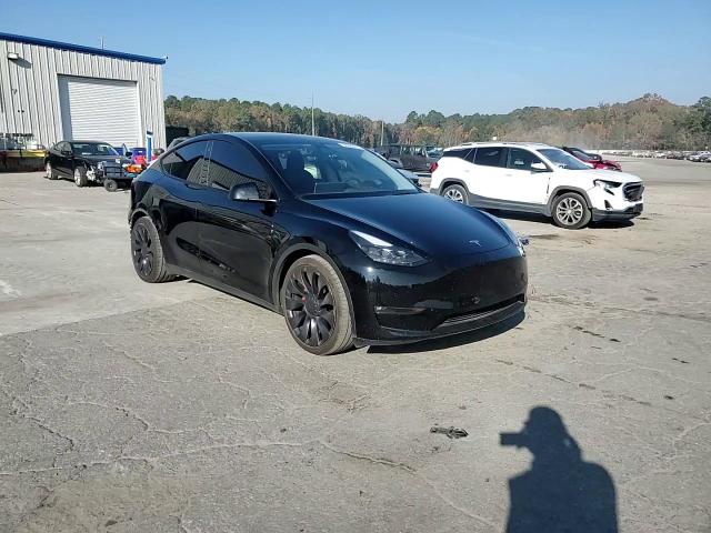 2022 Tesla Model Y VIN: 7SAYGDEF2NF453521 Lot: 94080645