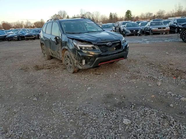 2021 Subaru Forester Sport VIN: JF2SKARC4MH425137 Lot: 93370015