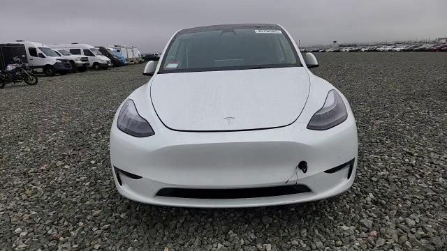 2022 Tesla Model Y VIN: 7SAYGDEF4NF487945 Lot: 90706985