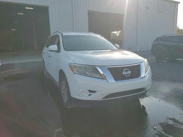 2015 Nissan Pathfinder S VIN: 5N1AR2MN3FC652559 Lot: 94243525