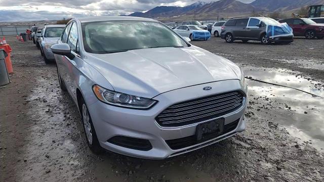 2014 Ford Fusion S VIN: 1FA6P0G75E5371664 Lot: 93057805