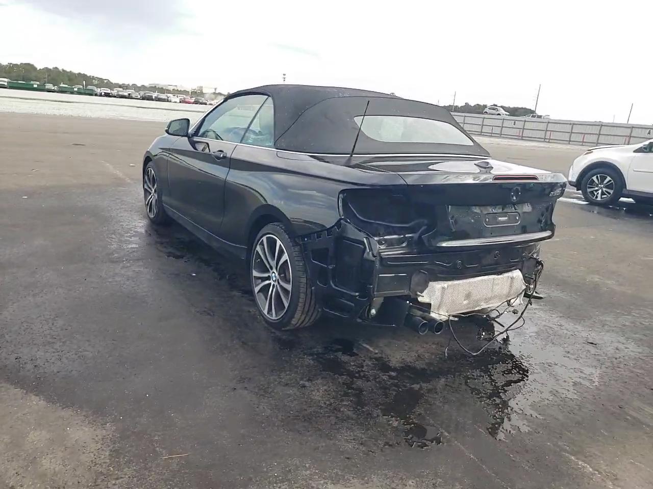 Фото: WBA2K9C52HV646909