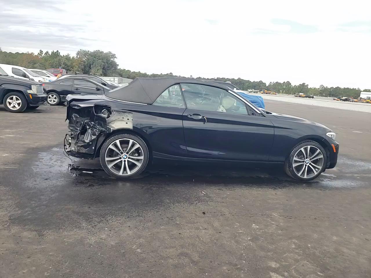 Фото: WBA2K9C52HV646909