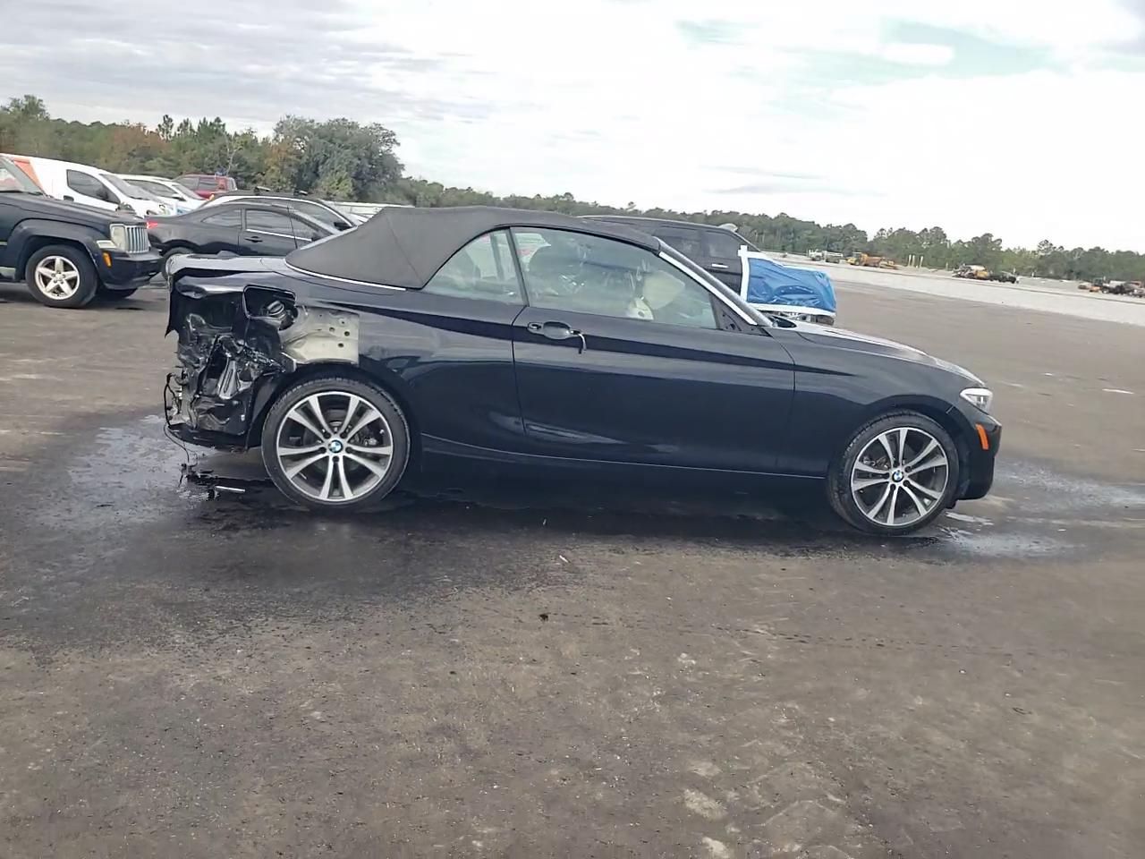 Фото: WBA2K9C52HV646909