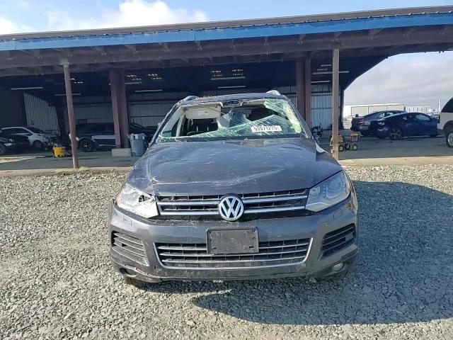 2013 Volkswagen Touareg V6 Tdi VIN: WVGEP9BP1DD007162 Lot: 93971275