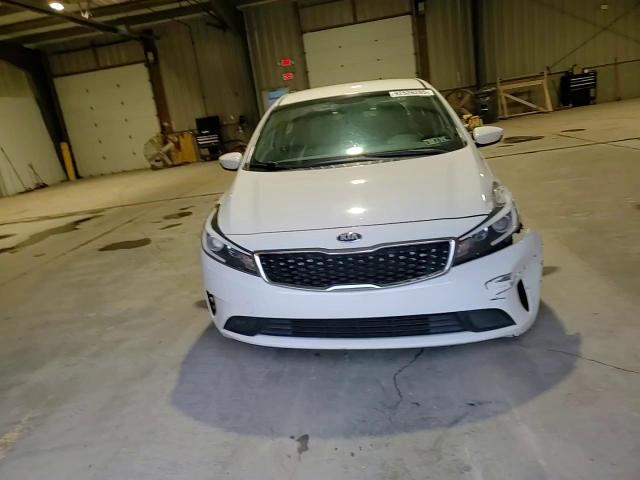 2018 Kia Forte Lx VIN: 3KPFK4A70JE188132 Lot: 92526285