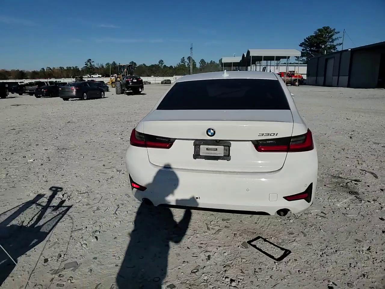 Фото: 3MW5R1J01L8B08795