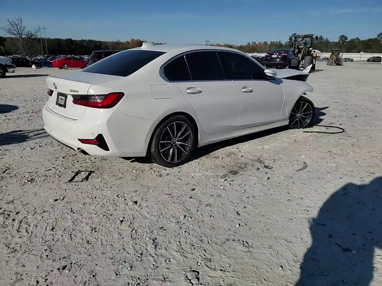 Фото: 3MW5R1J01L8B08795