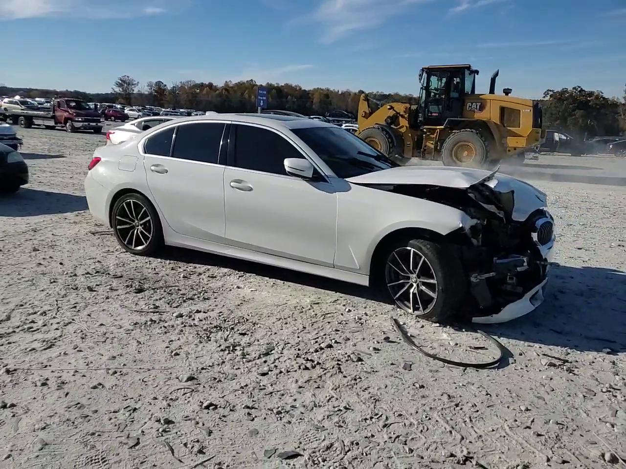 Фото: 3MW5R1J01L8B08795