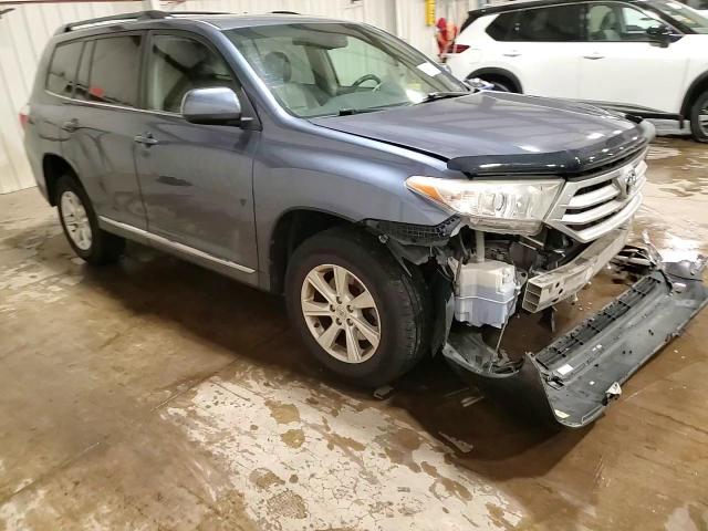 2012 Toyota Highlander Base VIN: 5TDBK3EH8CS095461 Lot: 94030205