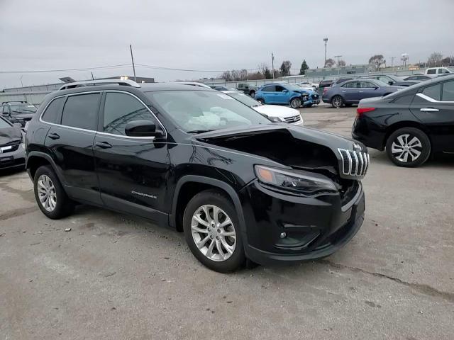 2019 Jeep Cherokee Latitude VIN: 1C4PJLCB8KD457953 Lot: 93650085