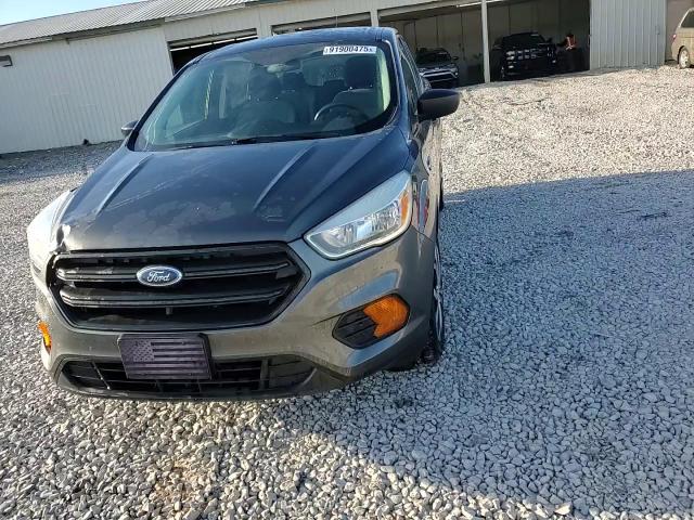 2017 Ford Escape S VIN: 1FMCU0F70HUE01182 Lot: 91900475