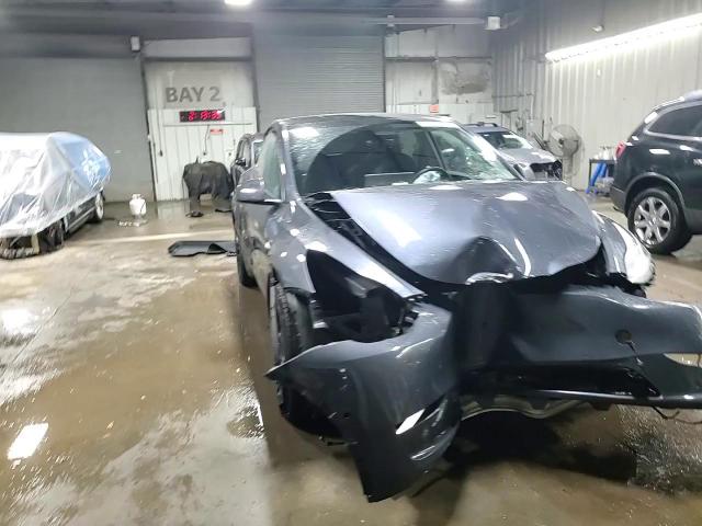 2022 Tesla Model Y VIN: 7SAYGDEE4NA016429 Lot: 94781925