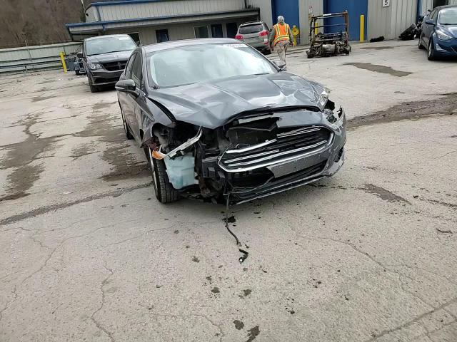 2013 Ford Fusion Se VIN: 3FA6P0HR9DR275645 Lot: 90641575