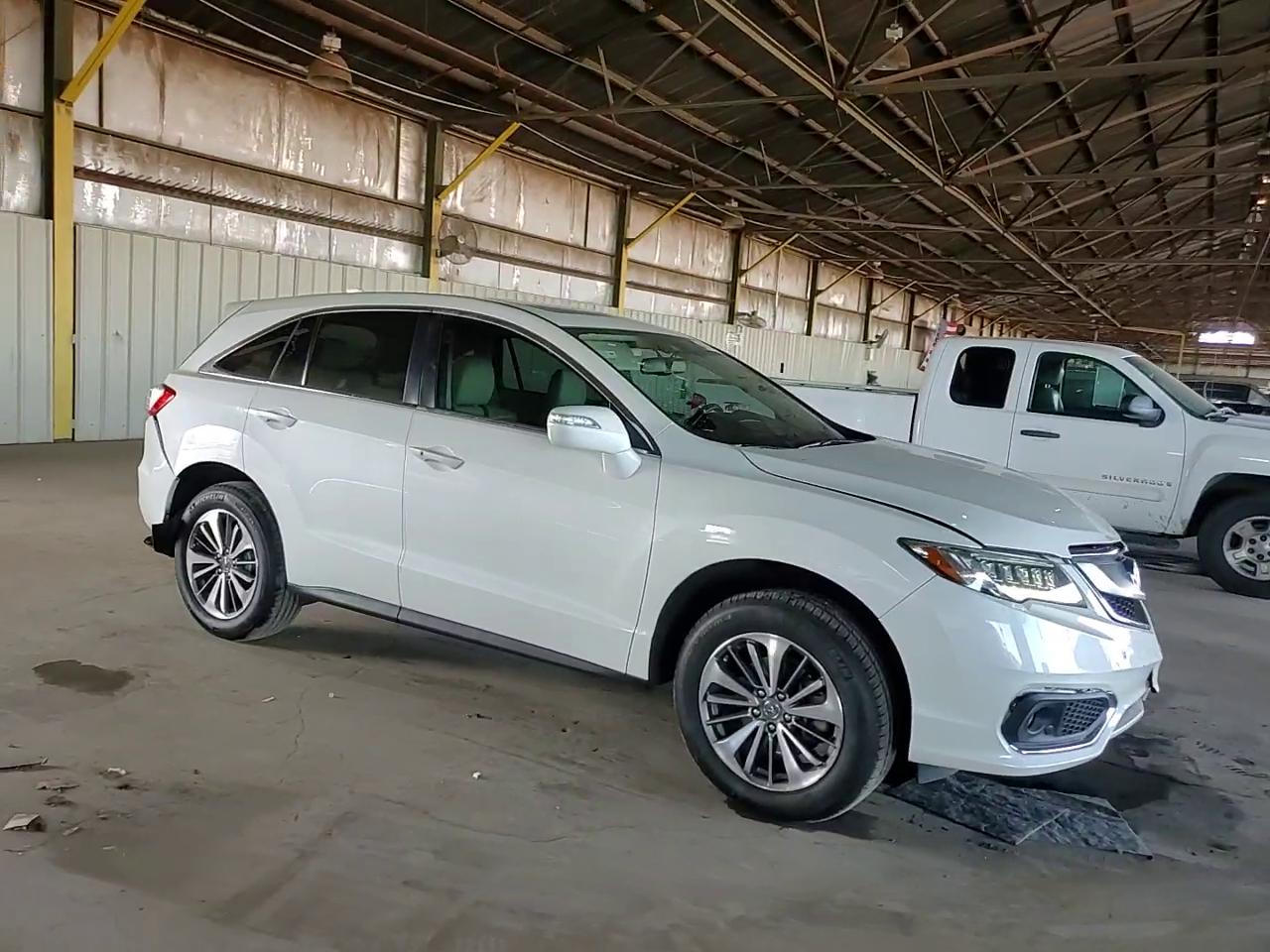 Фото: 5J8TB4H70HL010829