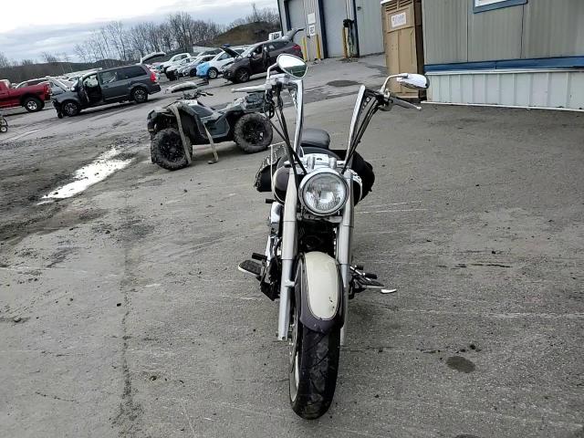 2000 Yamaha Xvs1100 VIN: JYAVP11Y7YA000641 Lot: 93257605