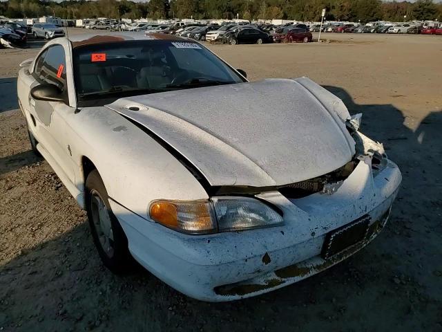 1996 Ford Mustang VIN: 1FALP4046TF202111 Lot: 91920185