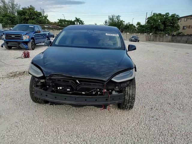2017 Tesla Model X VIN: 5YJXCDE23HF052176 Lot: 91972145