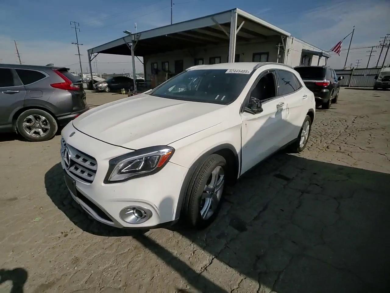 Фото: W1NTG4EB7LU029155