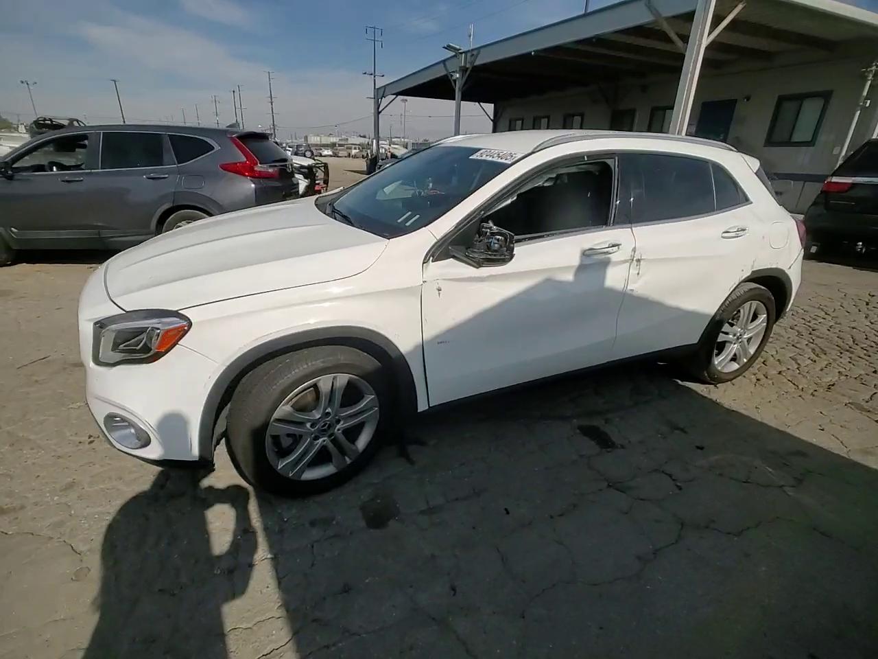 Фото: W1NTG4EB7LU029155