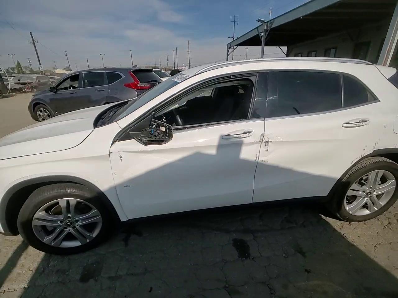 Фото: W1NTG4EB7LU029155