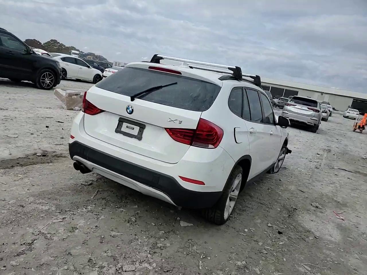 Фото: WBAVM5C59DVV89165