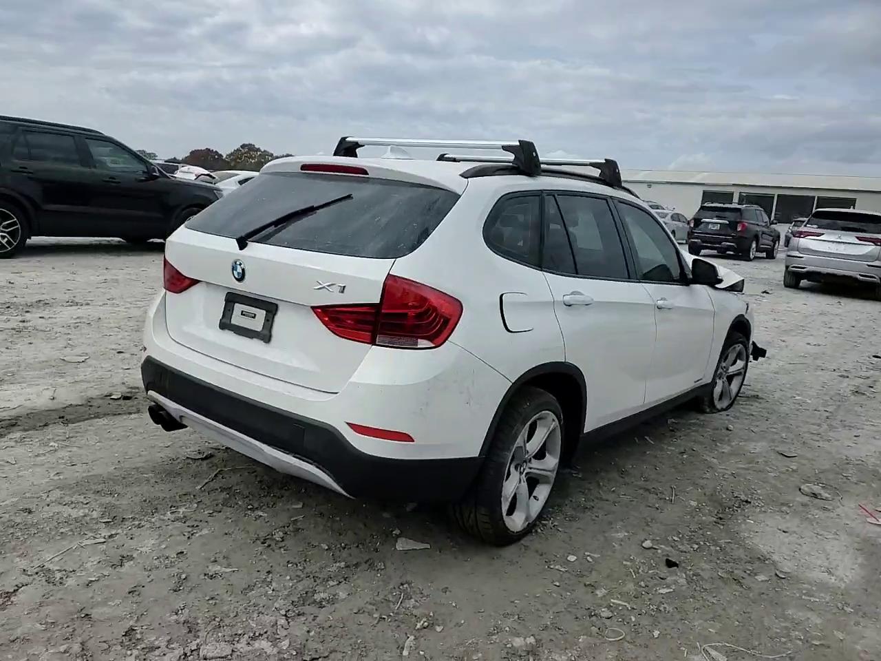 Фото: WBAVM5C59DVV89165