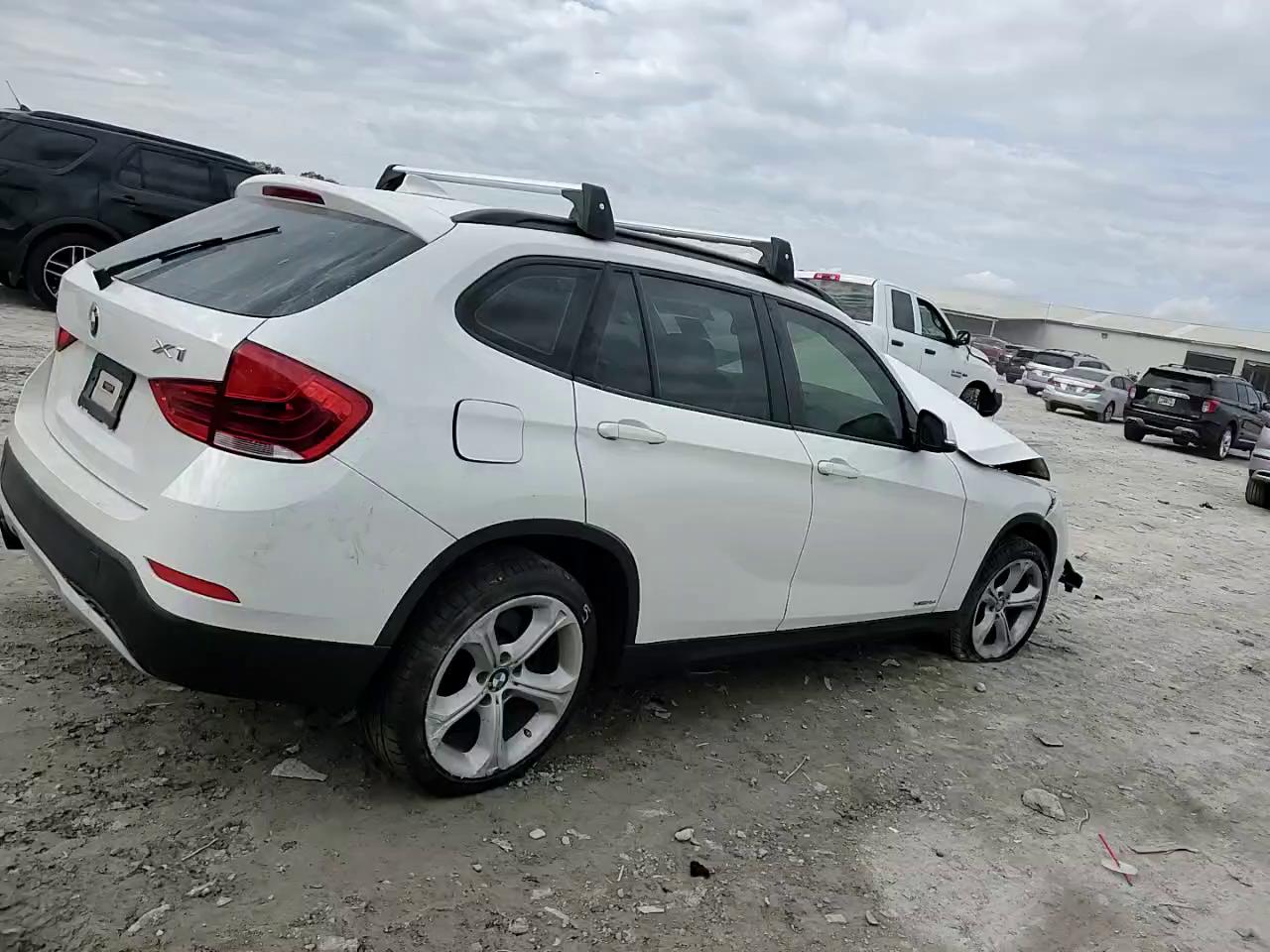 Фото: WBAVM5C59DVV89165