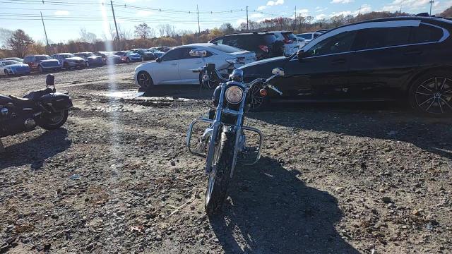 2002 Harley-Davidson Xl883 Hugger VIN: 1HD4CEM122K130781 Lot: 92812005