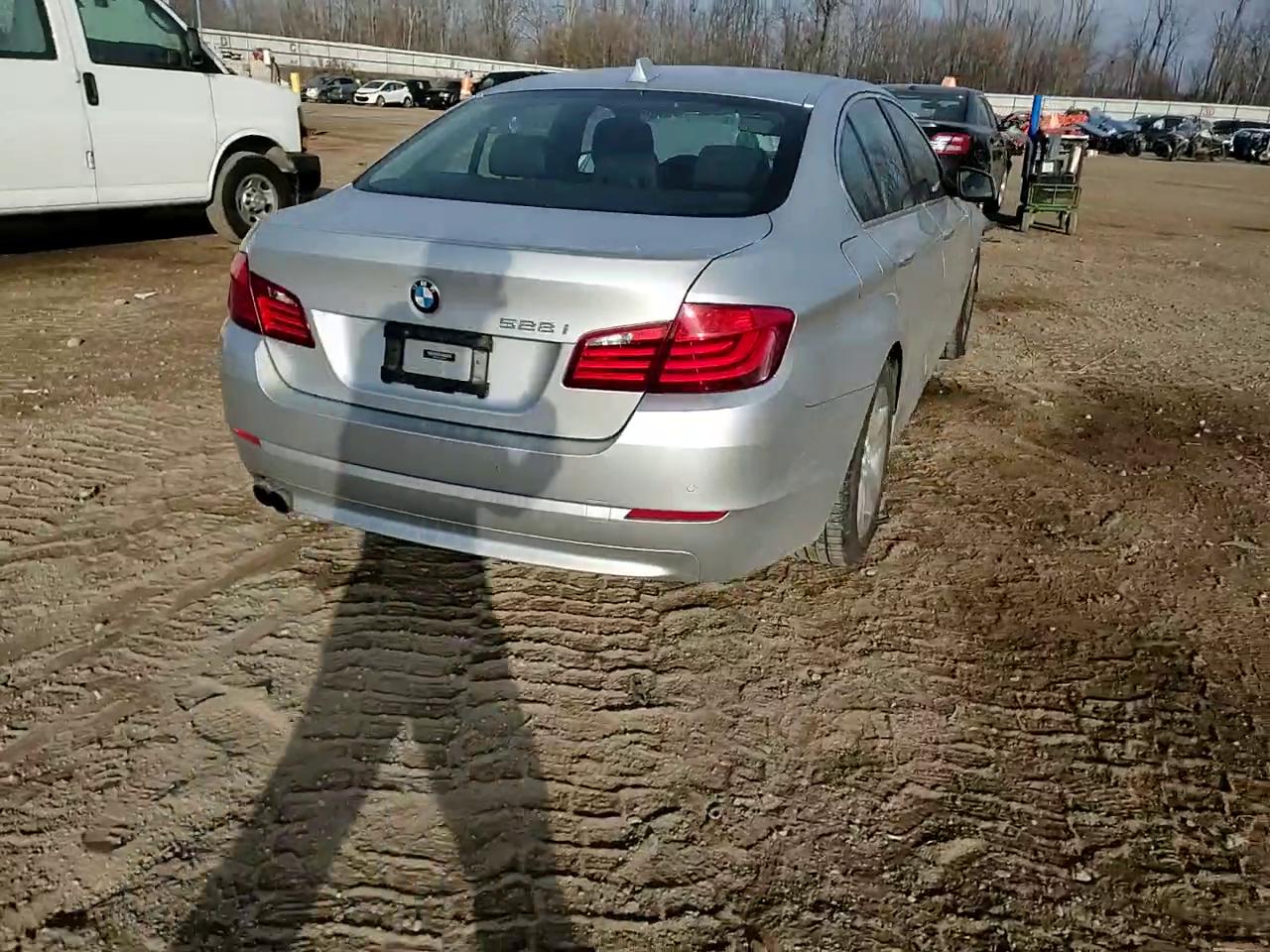 Фото: WBAXH5C54CDW02891