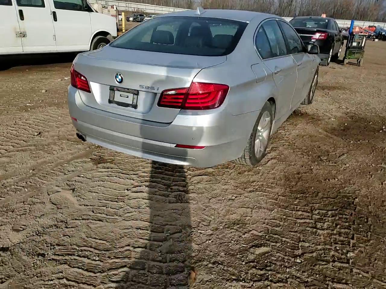 Фото: WBAXH5C54CDW02891