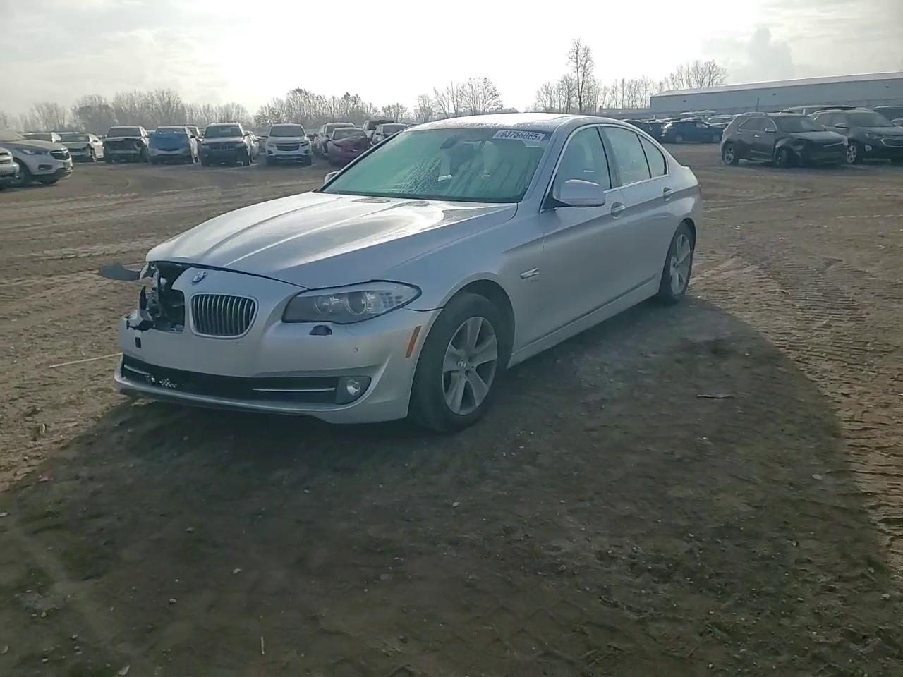 Фото: WBAXH5C54CDW02891