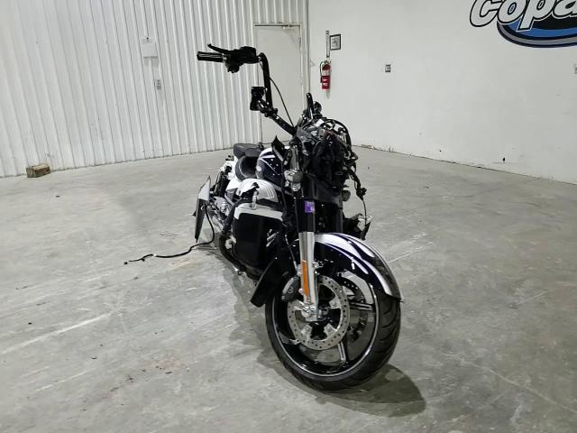 2016 Harley-Davidson Flhxse Cvo Street Glide VIN: 1HD1PXN14GB964110 Lot: 92490545